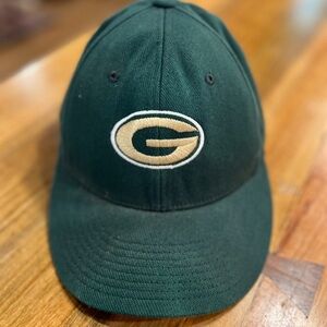 Green Bay Packers flex fit cap size XS/SM in GUC